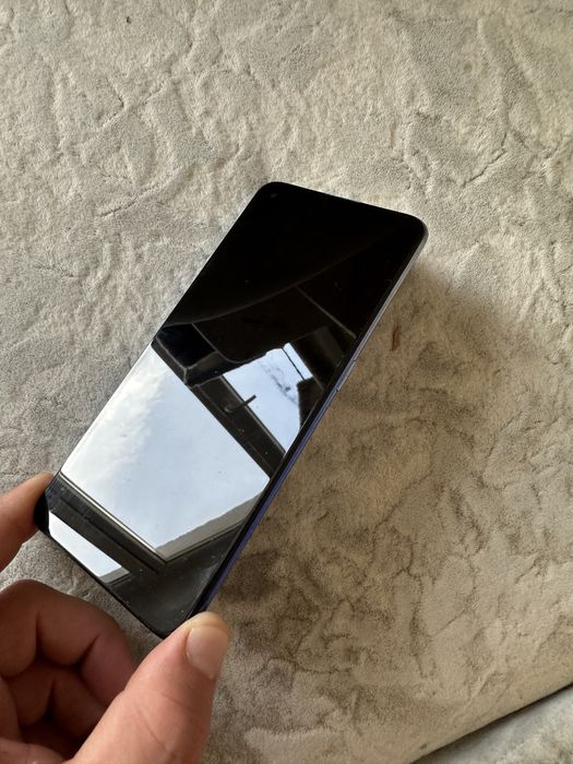 Продам андроид Oppo A74 в хорошем рабочем состояний не логает все четк