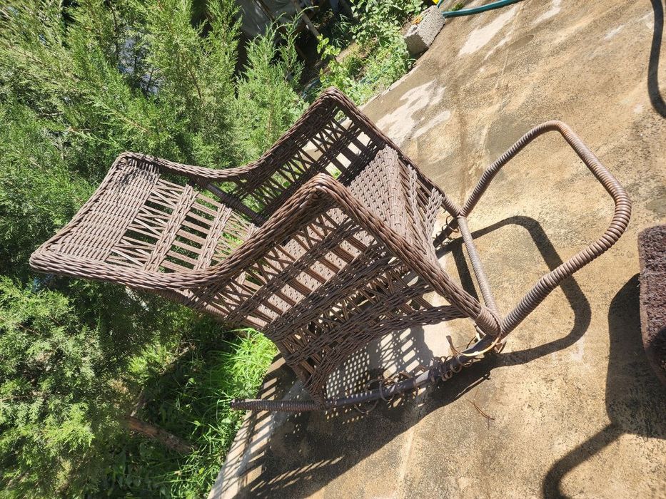 Продаётся кресло