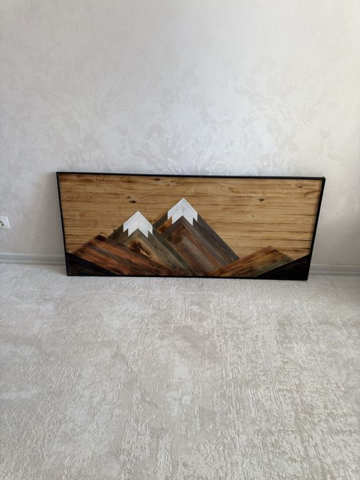 Картина из дерева