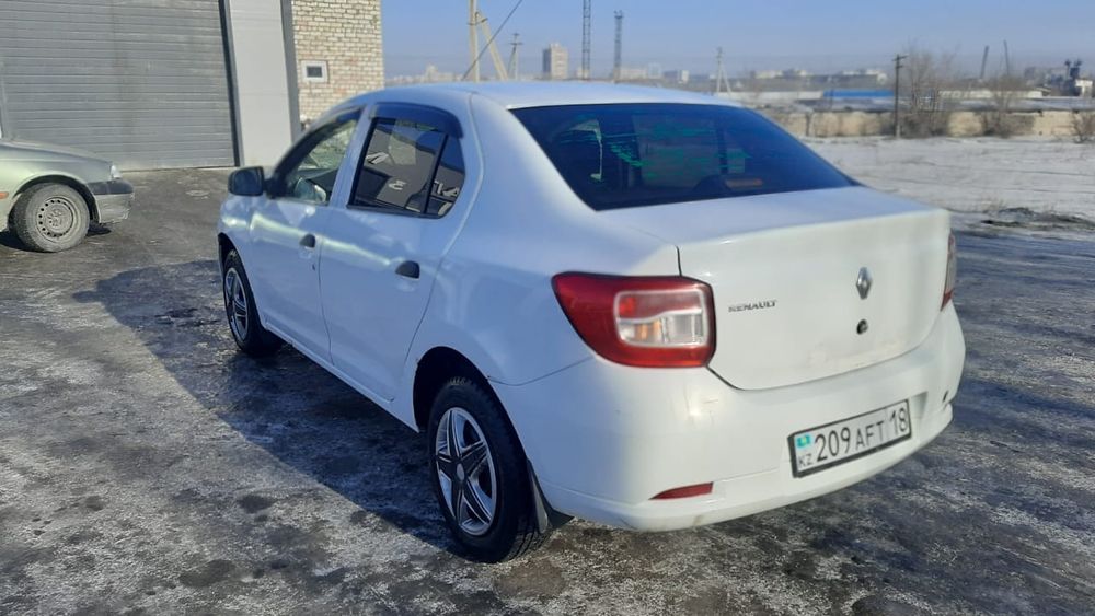 Продам Рено логан 2015 г.в. МКПП