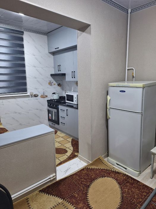 2 xonali  kvartira uzoq muddatga Qorasuv 1 da