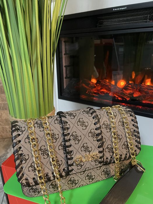 Genți de damă Guess/Tommy Hilfiger