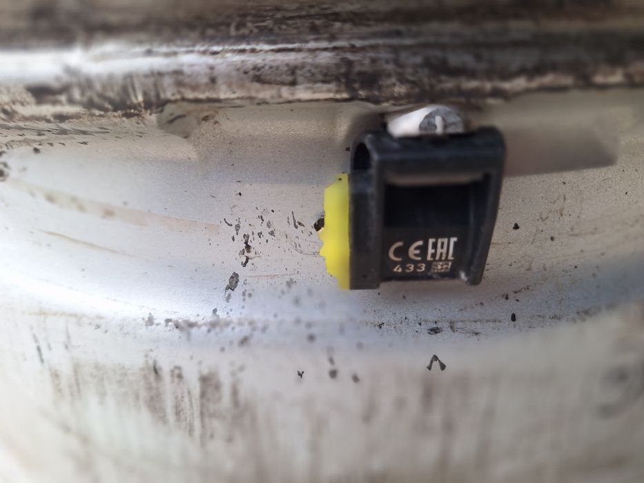 С ДАТЧИЦИ Мерцедес-18цола-5/112-ЕТ-38-Ж-8-оригинални