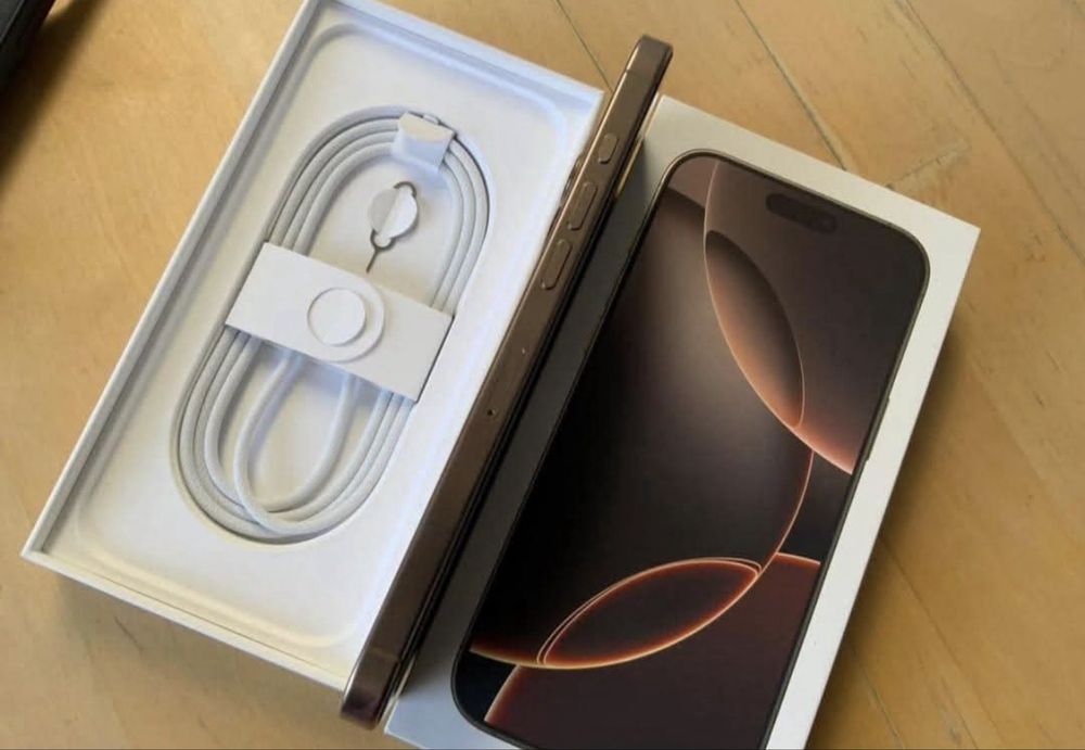 Iphone 16 pro   Desert Titanium