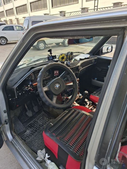 Продается BMW E28 M20 520