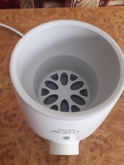 Подагреватель бутылочек для малышей!