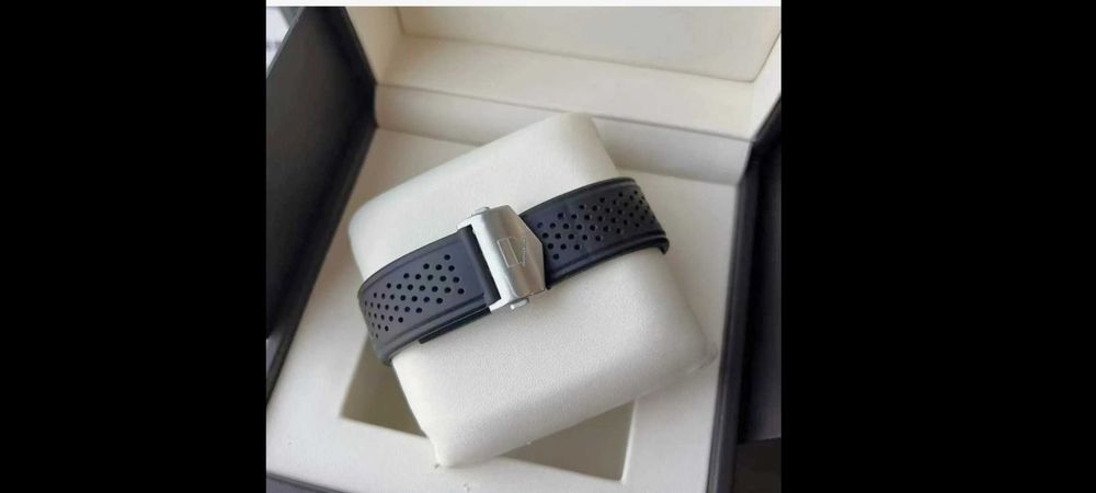 Tag Heuer Carrera 01