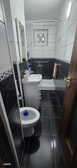 ETAJ 1,Micro 5 Târgoviște, închiriere apartament 3camere — fotografia 3