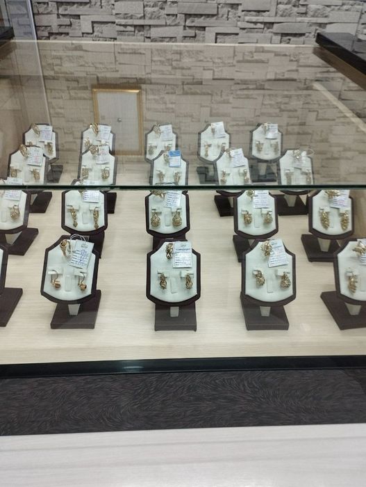 Ювелирная витрина жаксы состояниеси