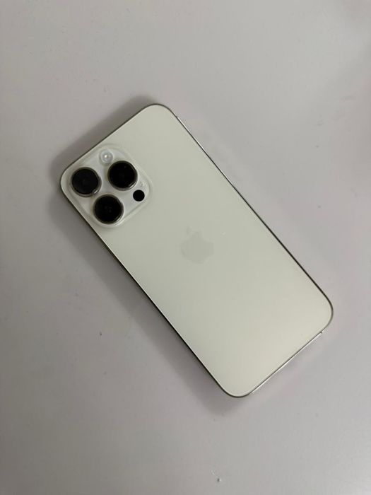 Iphone 14 pro max gold