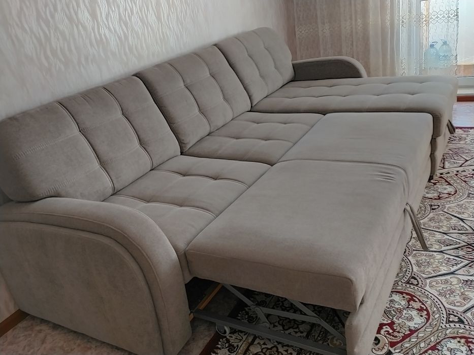 Продам диван угловой