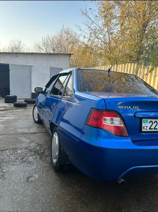 Поодам в хорошие руки.