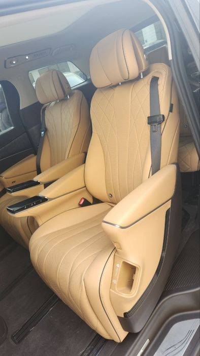 Byd denza D9 premium class