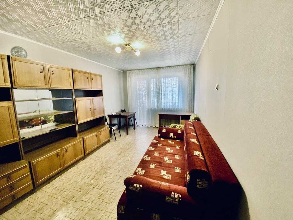 Срочно! Продам 2-комн квартиру по пр Строителей 4/5, заезжай и живи!