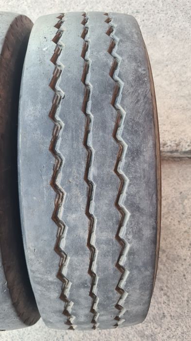 2 anvelope vara Pirelli 205/65/17,5