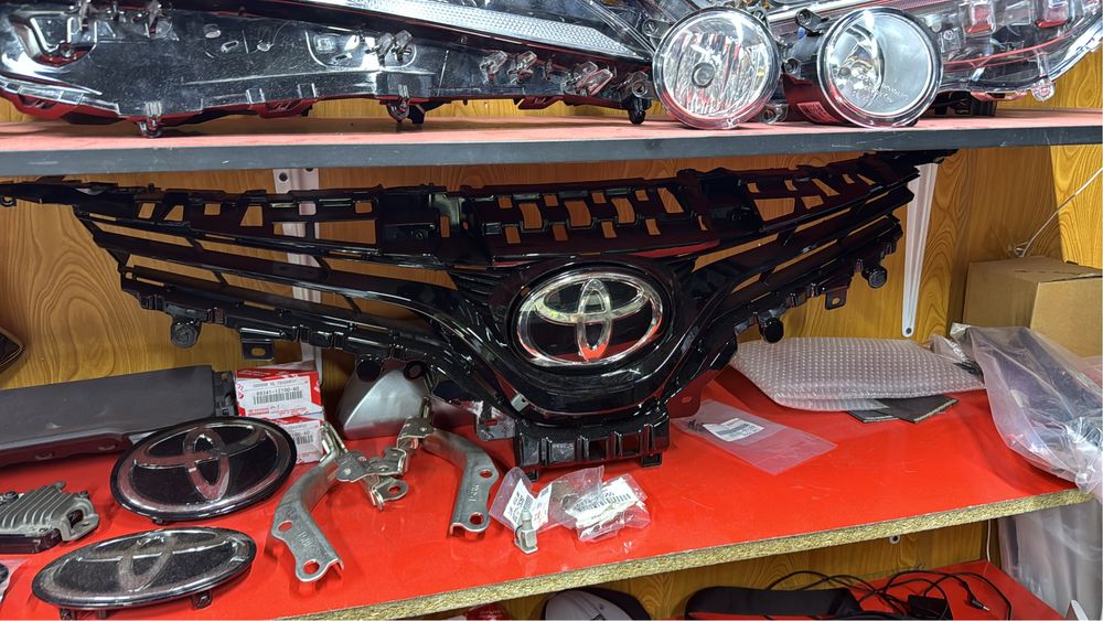 Бампер тойота камри 70 75