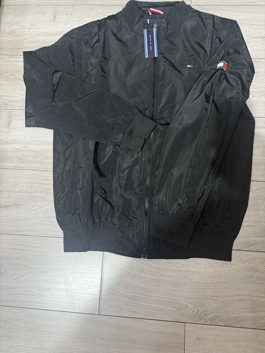 Geacă tomi hilfiger model nou