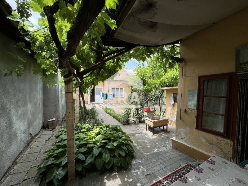 Дава се под наем Къща в Силистра, Център - 110 кв.м за 281 € - Снимка #9