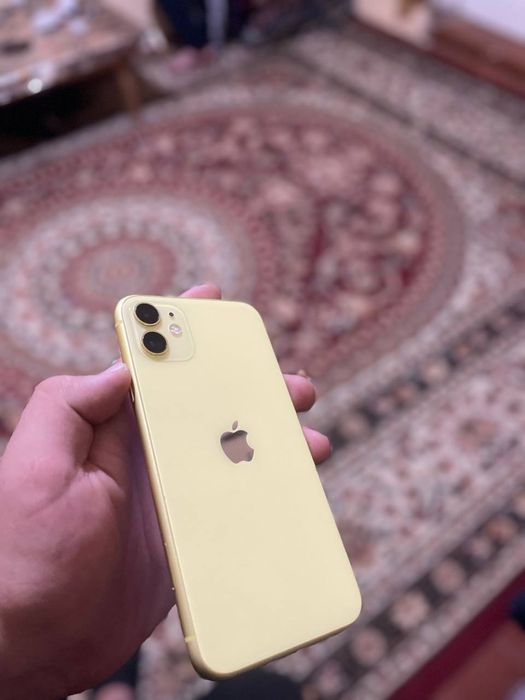 Iphone 11 srochna sotiladi