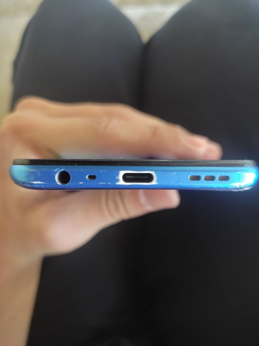 Oppo a 53  состояние нормальное