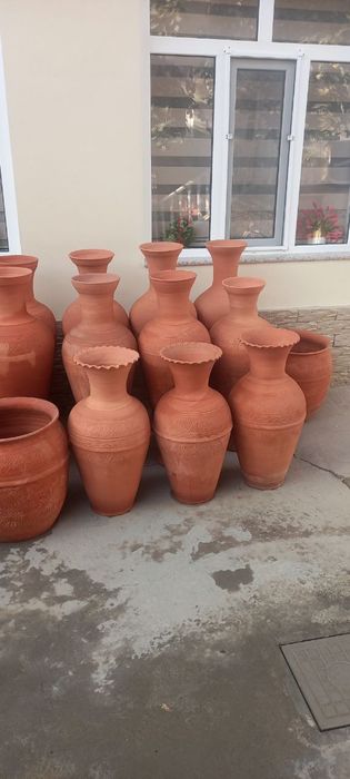 Керамические кувшины