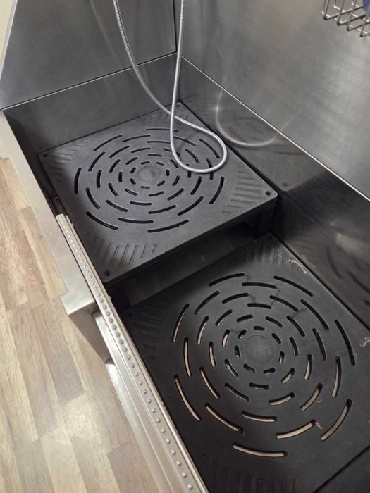 Вана за къпане на кучета (Груминг)