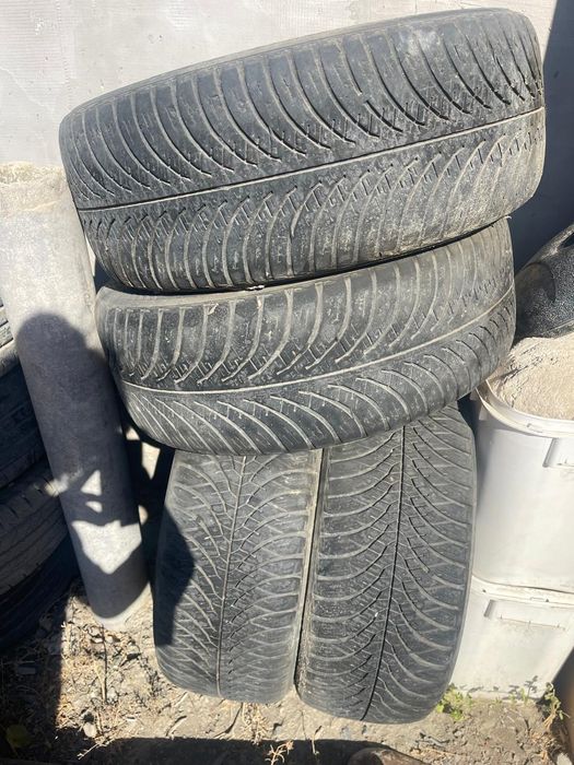 Продам 3 титановых диска и 4 шины 205/50 R17