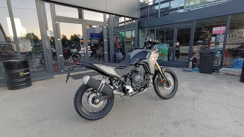 Yamaha Tenere 700 LOW 2025 nou-livrare cu precomanda EST BIKE Campina