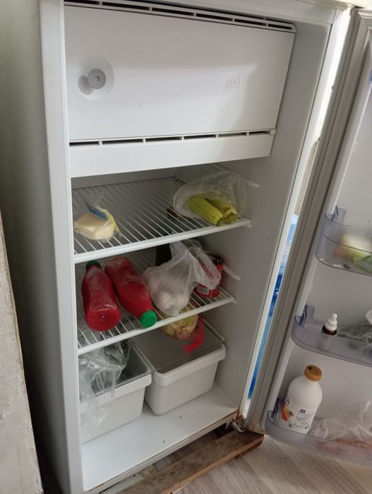 Продам холодильник