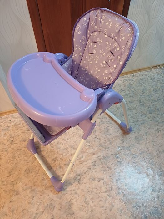 Стол для кормление