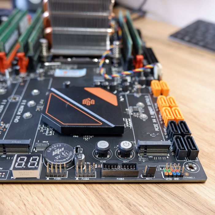 Huananzhi X99 F8D PLUS + проц + память