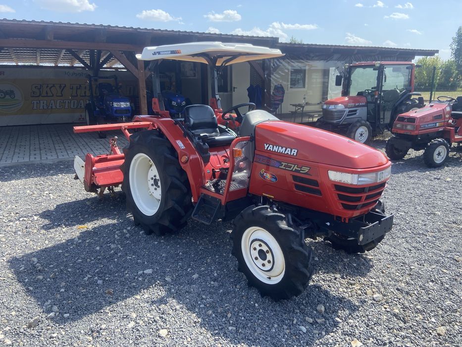 Tractor japonez Yanmar AF330, 4x4, 30cp + freza
