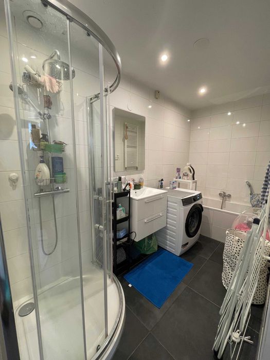 Дава се под наем Двустаен апартамент в София, Център - 55 кв.м за 382.5 € - Снимка #2