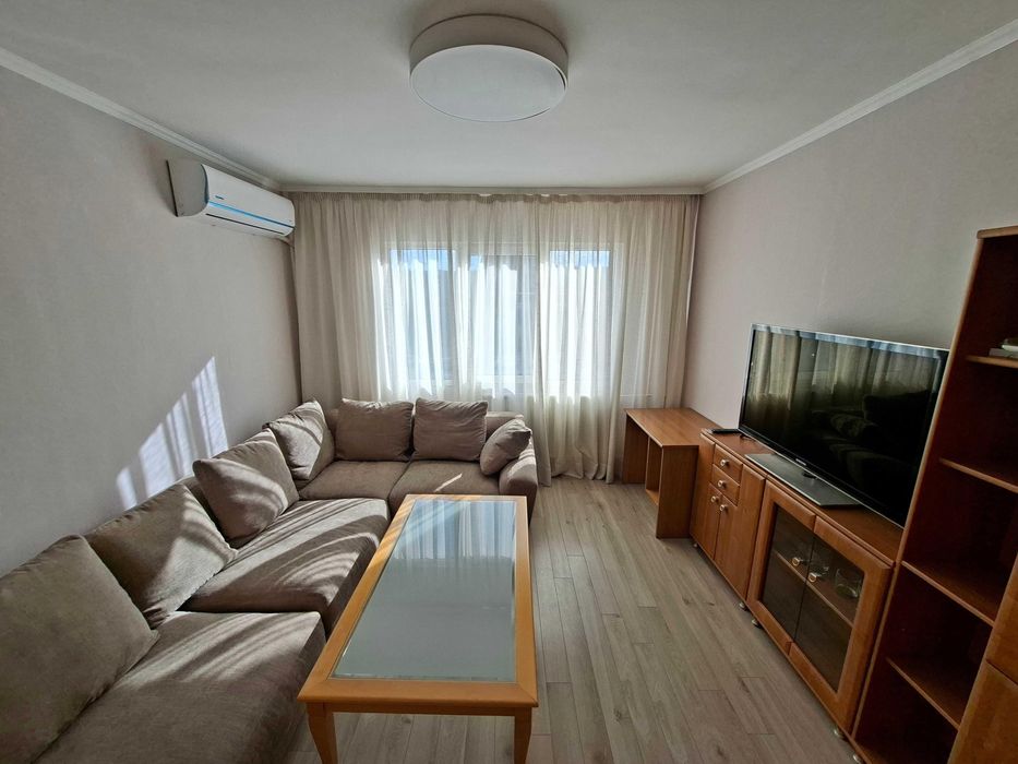 Дава се под наем Двустаен апартамент в София, Люлин 10 - 50 кв.м за 599 € - Снимка #1