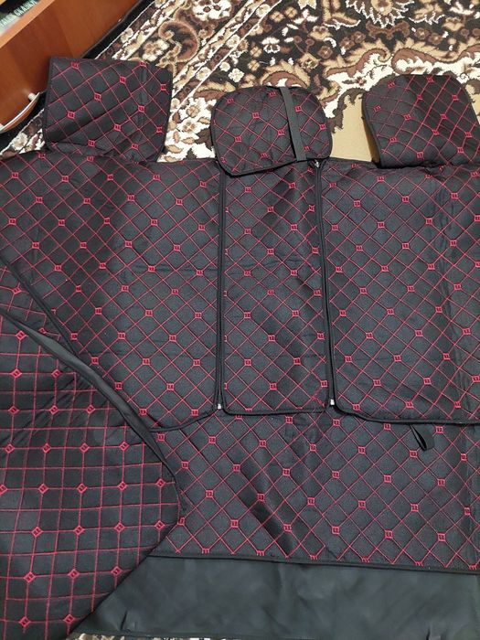 Продам чехлы на автомобиль