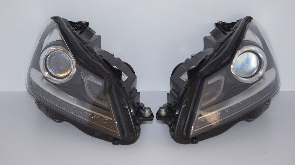 Mercedes W204 C class facelift far stanga dreapta faruri ils led xenon