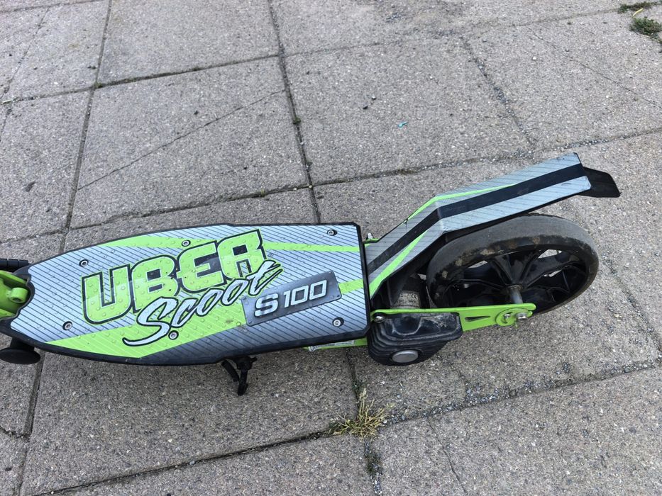 Продавам детска електрическа тротинетка Uber scoot S100