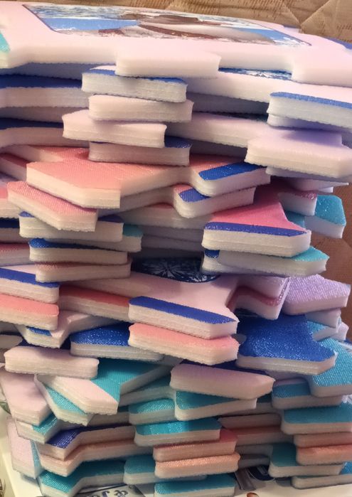 Copilul tau sta pe jos? Covor puzzle (180x120)cm de inalta calitate