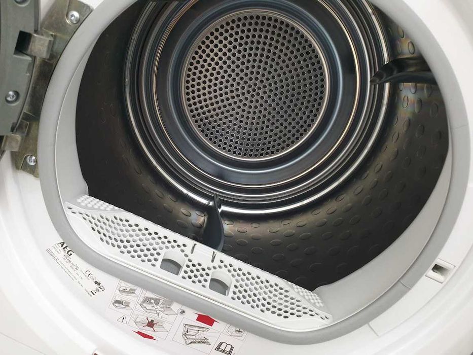 AEG SensiDry Сушилня с Термопомпа 12м Гаранция