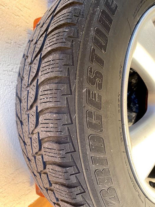 Jante aliaj, Model KBA 45582, 5x114,3 R15 + Anvelope iarna Bridgestone