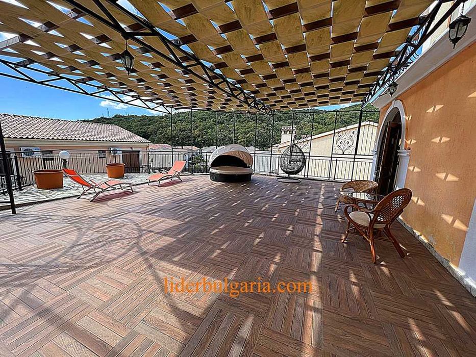 Продава се Къща в к.к. Елените - 217 кв.м за 1452 €/кв.м - Снимка #2