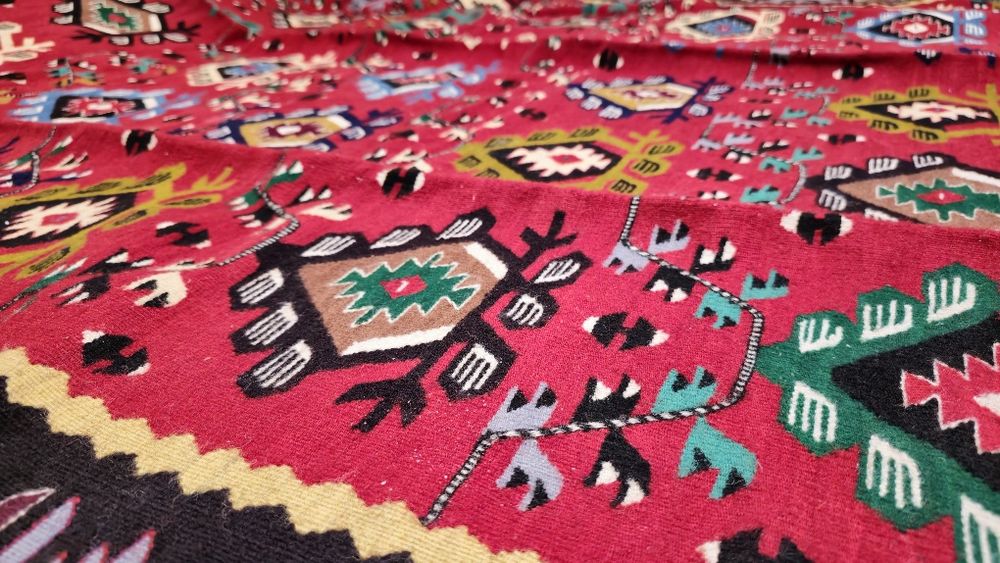 Ръчно изработен Чипровски килим - модел "116", 6 кв.м, 2 броя