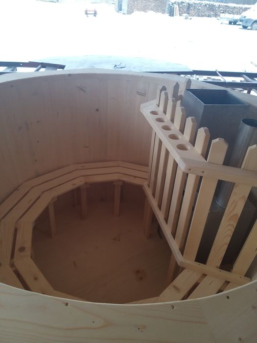 Ciubăr  din lemn de molid pentru baie, calitate inalata si finisaj