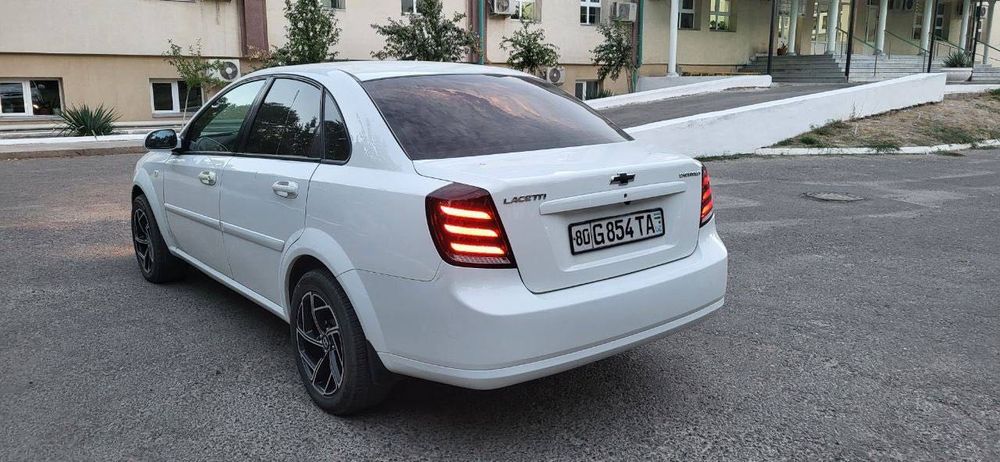 Ласетти 1,6 автомат
