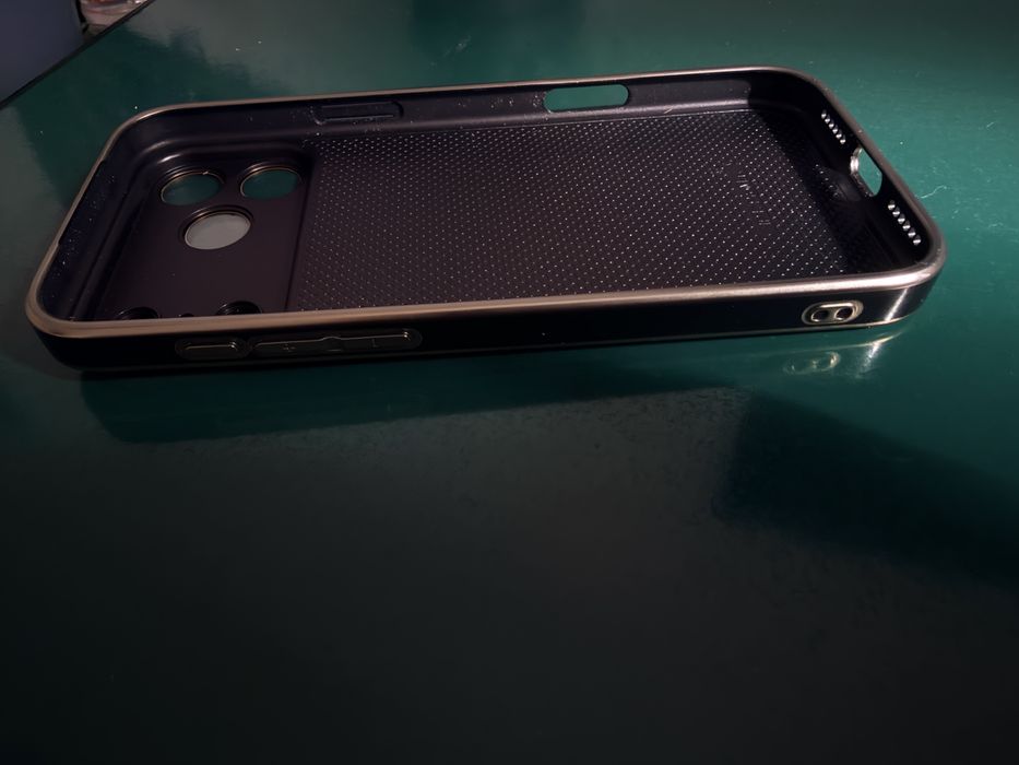 Iphone 17 pro max carcasa