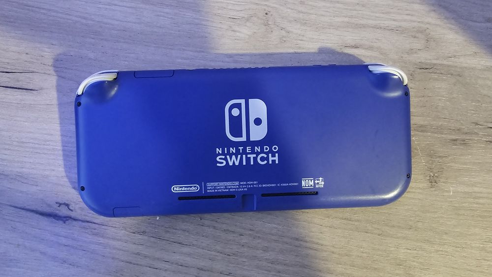 Nintendo switch lite прошитый