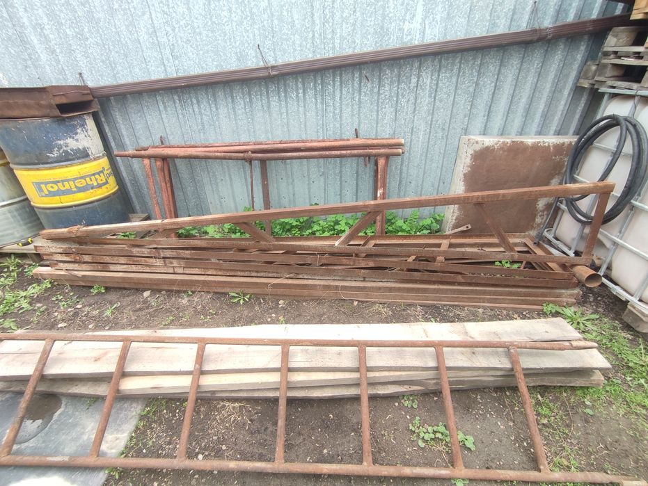 Фермы б/у металлические угольник 5