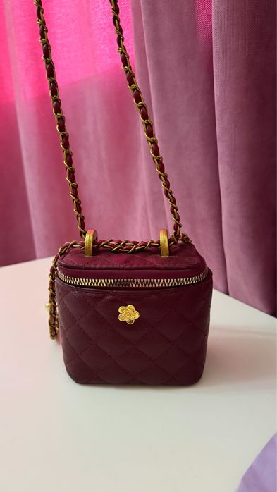 Сумочка в цвете Бургунди