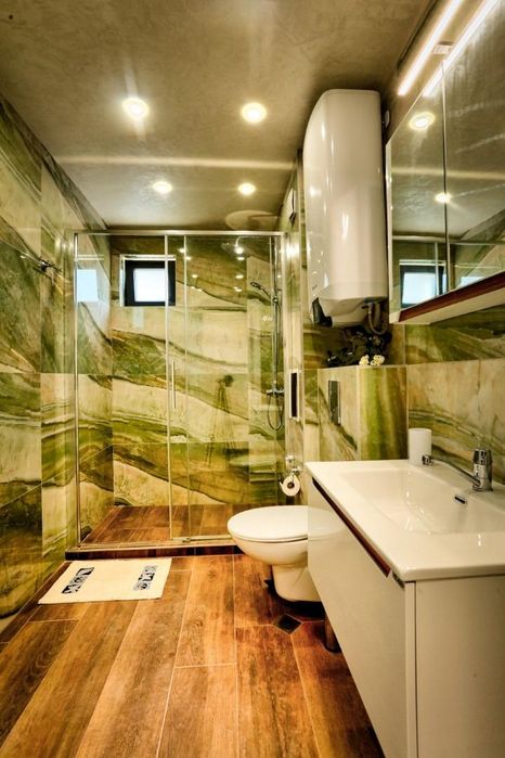 Дава се под наем Тристаен апартамент в Варна, Галата - 108 кв.м за 1200 € - Снимка #3