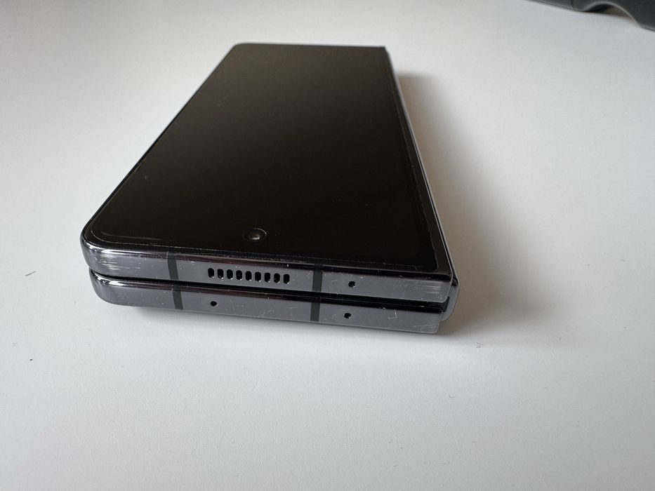 512 GB Samsung Galaxy Z Fold 5 - гаранционен